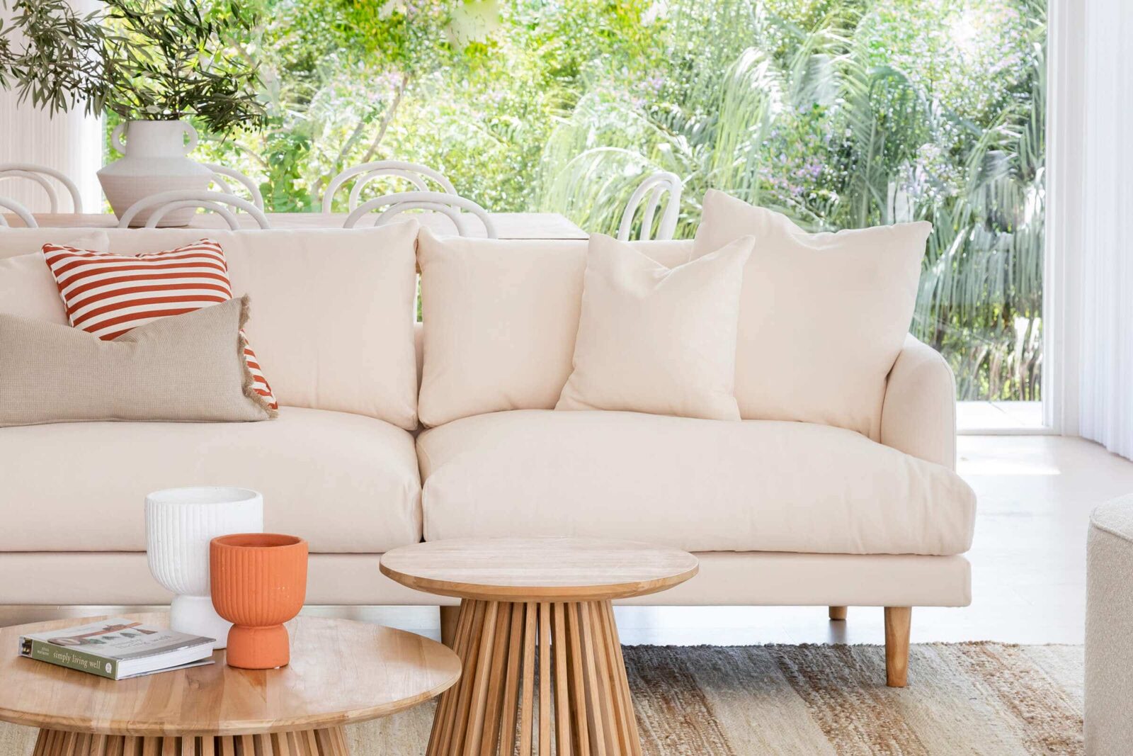 How to Select the Perfect 3 Seater Sofas for Small Spaces